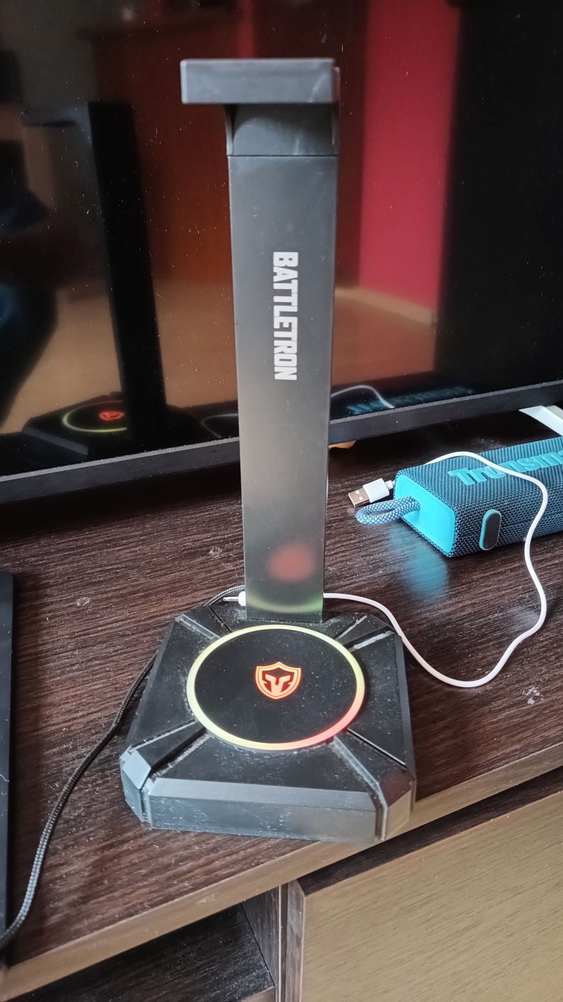 Stojak na słuchawki RGB