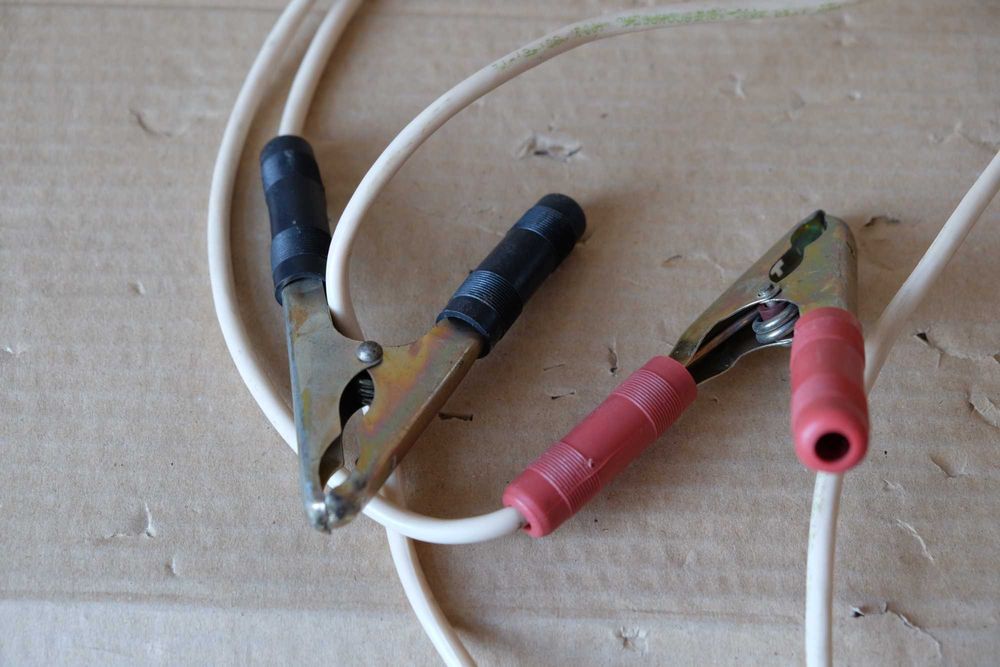 Зарядно-пусковое устройство "Импульс ЗП-11А".Новое.