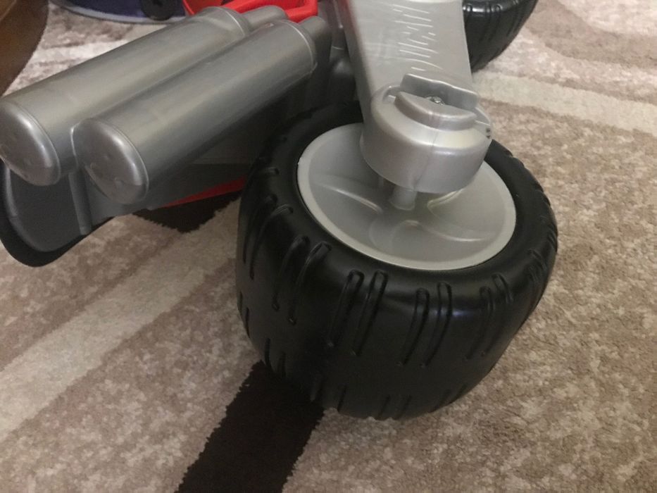 Moto Chicco trotinet