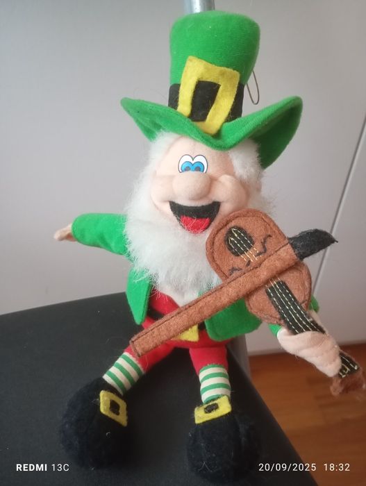 Boneco Finnegan peluche