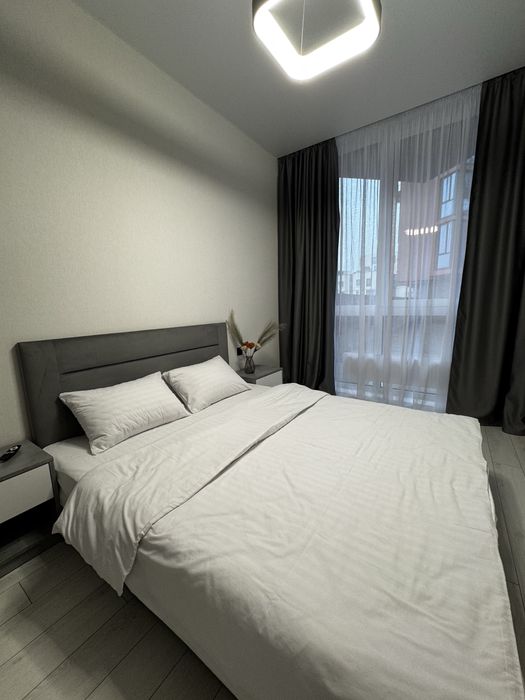 Подобова оренда квартри в ЖК Huge Пасічна/Зелена/Пимоненка