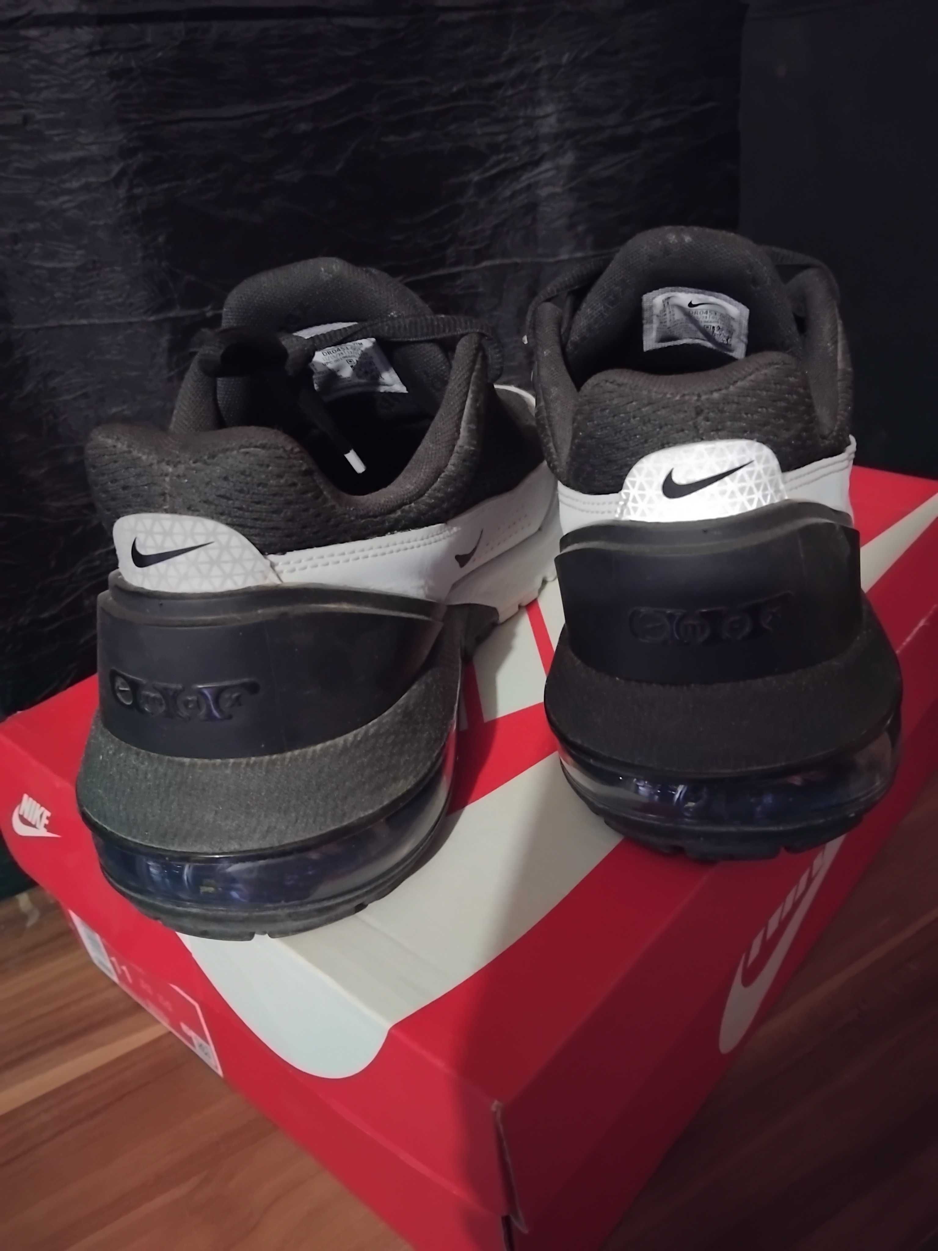Nike Air Max Pulse / 45