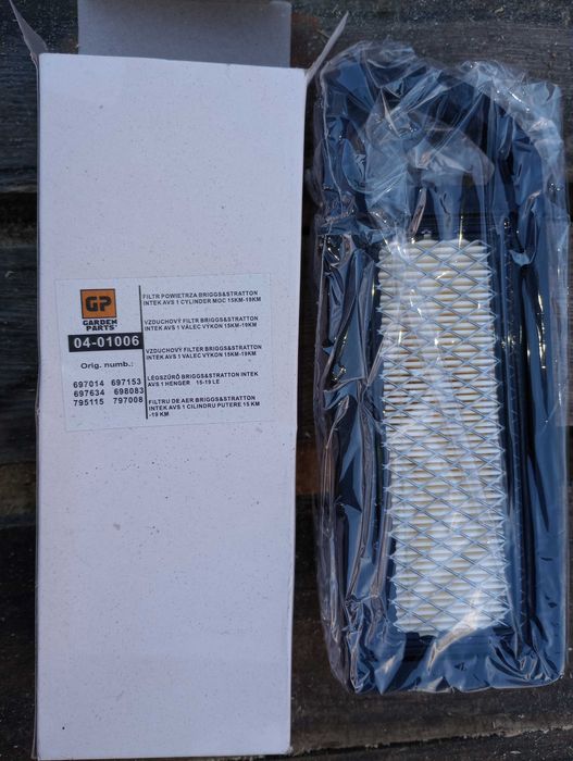 Filtr powietrza do kosiarki traktorka 795115