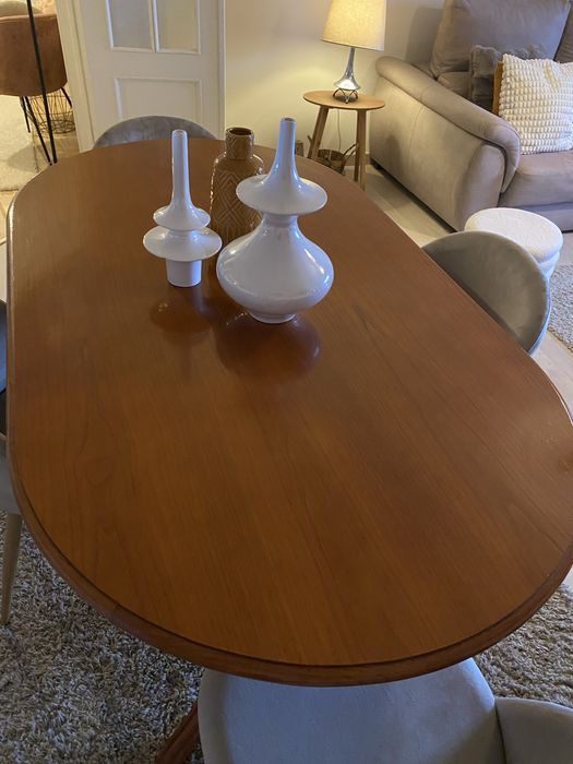 Mesa de jantar cerejeira para 6 lugares