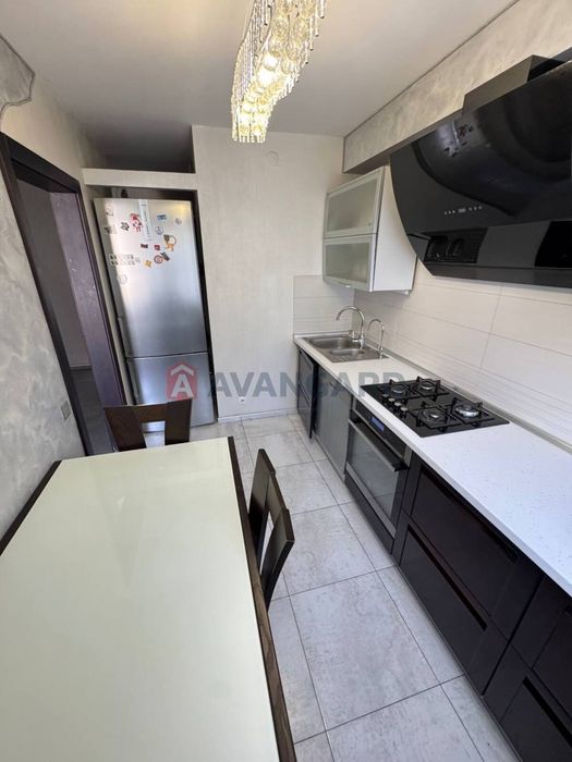 Калиновая 3к.кв.Не угловая.6 этаж.Двухсторонняя 53000$