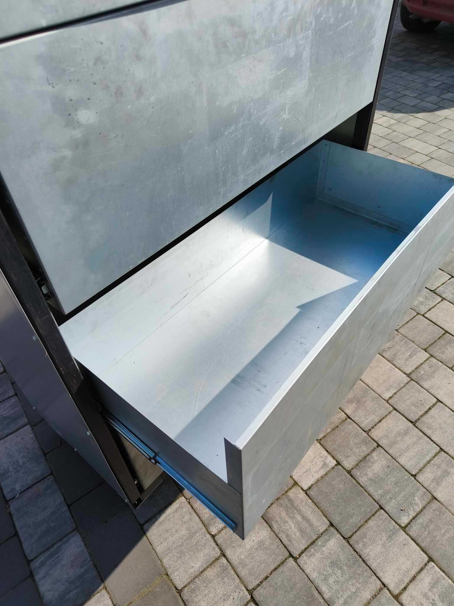 Szafa metalowa na kółkach 5 szuflad
