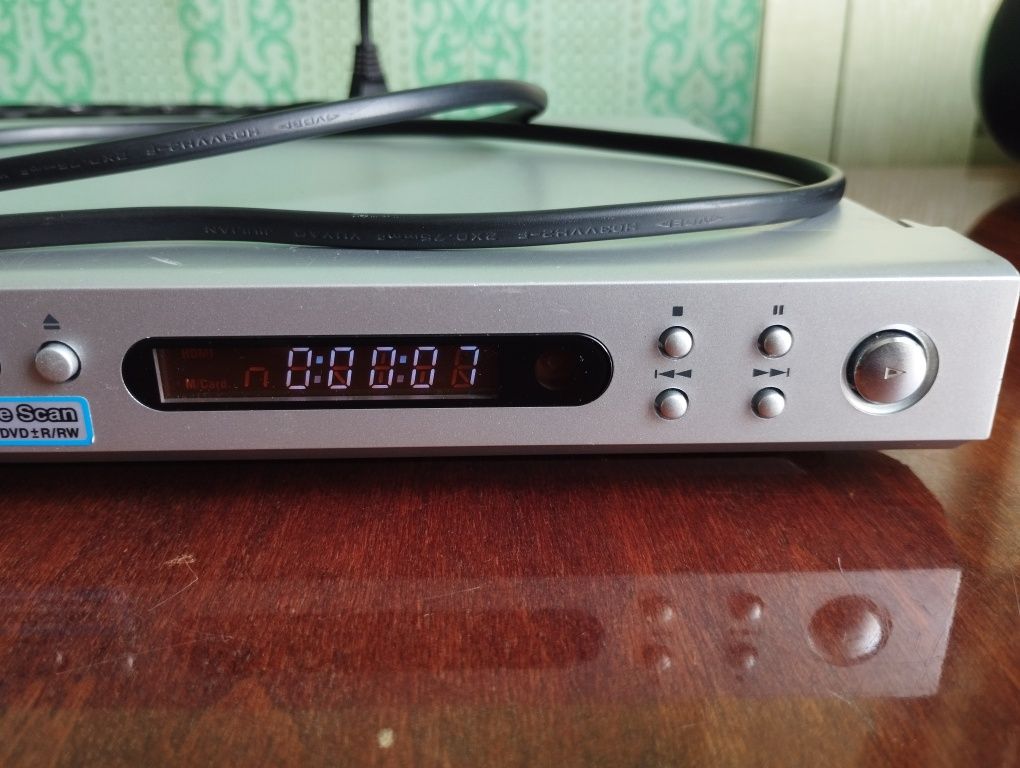 Dvd vcd cd player Kenwood dvf-3200 відео аудіо програвач mp3/wma DivX