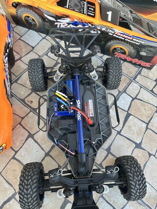 Traxxas Slahs VXL 4x4