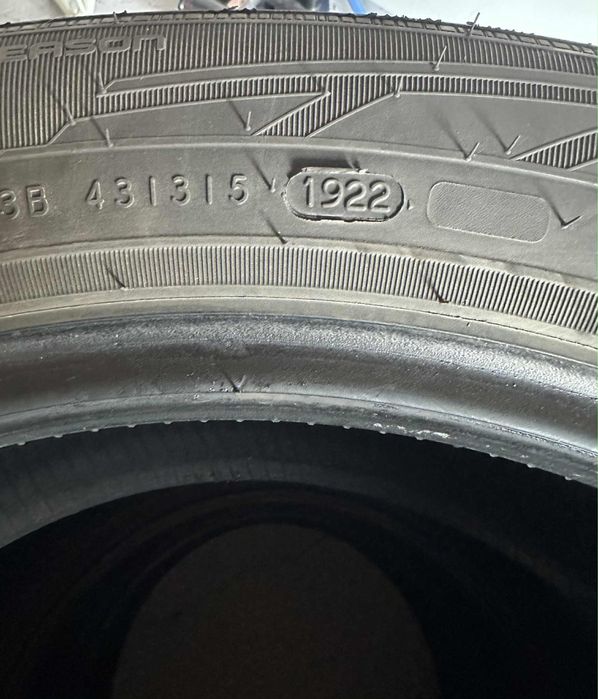 Opony wielosezonowe Nokian R 19