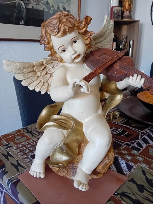 Anjo a tocar Violino