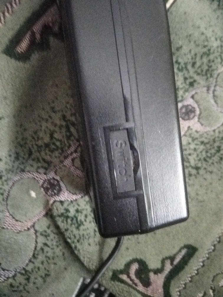 Универсальный сетевой адаптер питания на 90 Вт + 2 USB модель HQ-A90M2