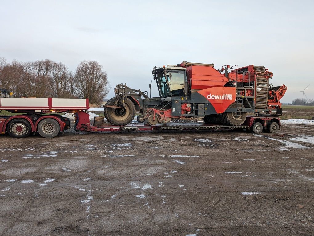 Transport kombajnów sieczkarni opryskiwaczy forwarder harvester domków