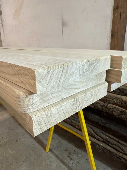 Parapety dębowe, producent