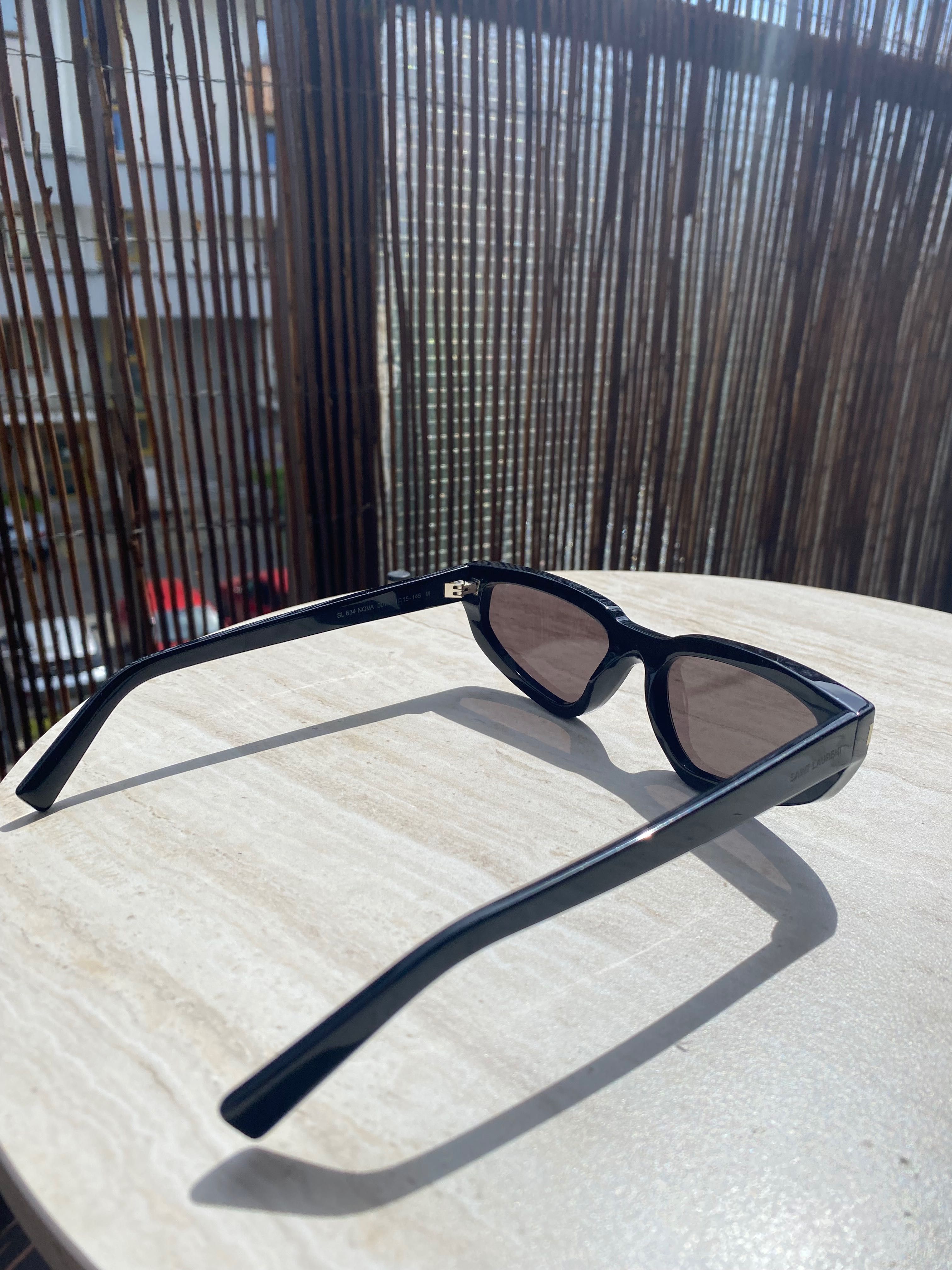 Saint Laurent okulary przeciwsłoneczne
damskie SL 634 NOVA