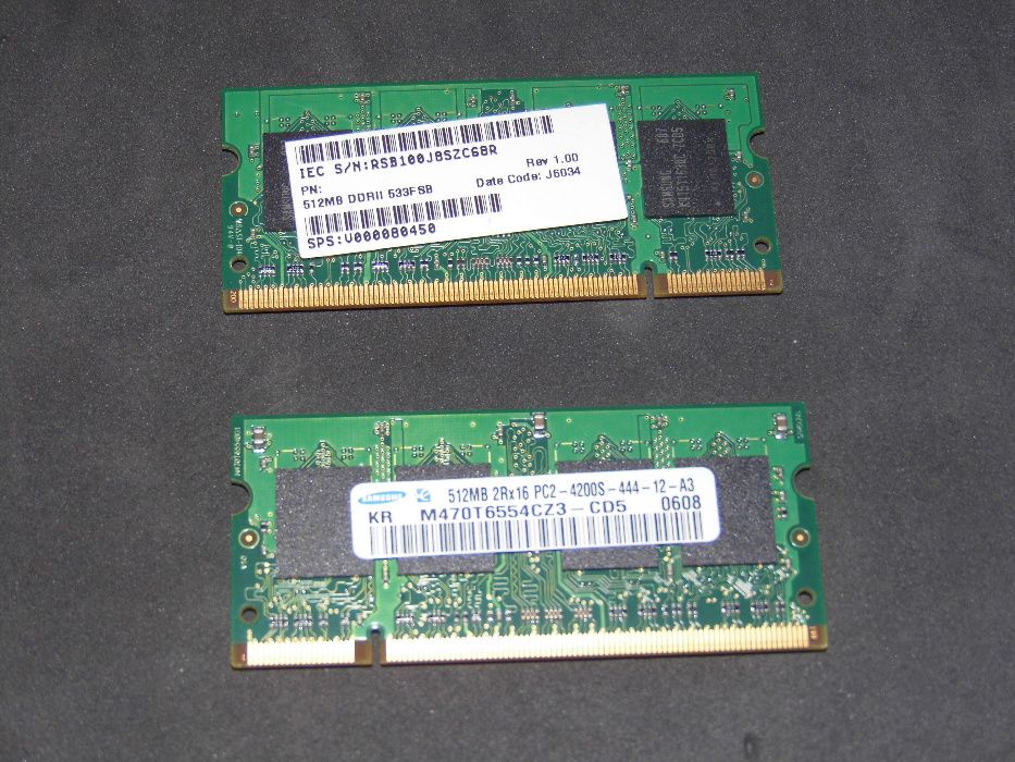 2 memórias marca Samsung 512MB DDR2 533F8B
