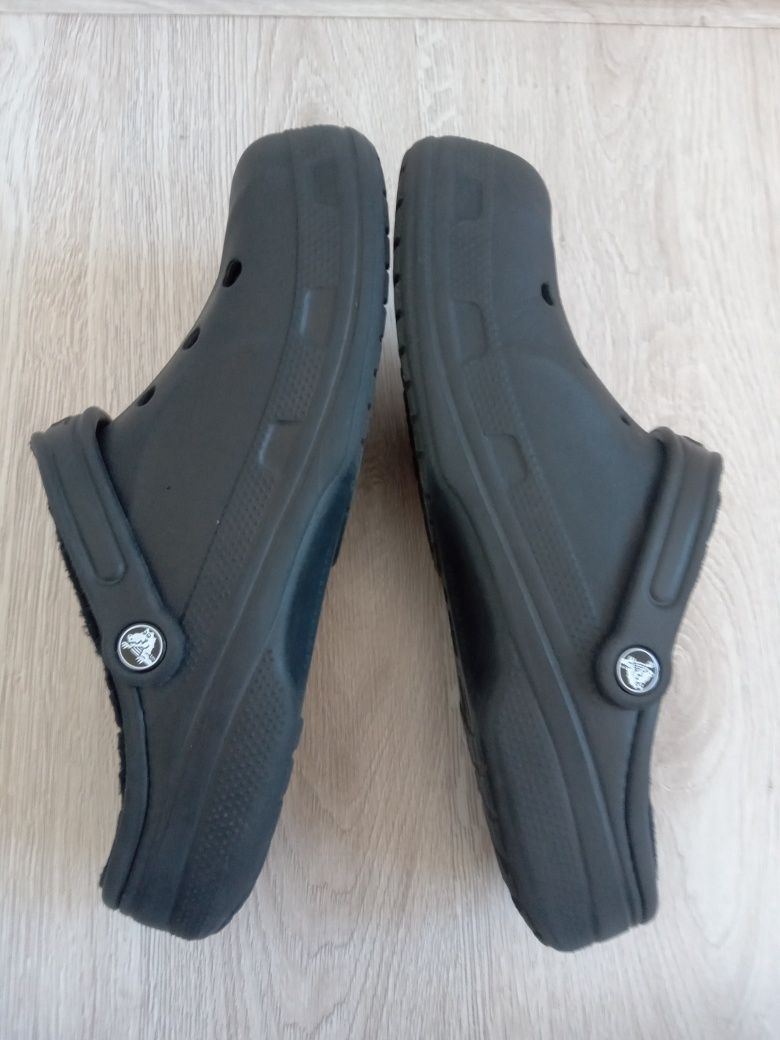 Klapki Crocs ocieplane 43-44 (M10 W12)