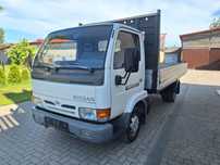 Nissan Cabstar  skrzynia ładunkowa paka blizniaki DMC 3500 kg car pass