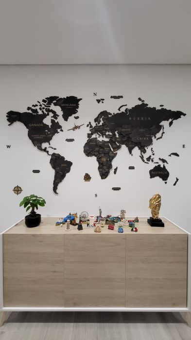 Mapa do mundo 2/3/4D (em madeira). Vários modelos e dimensões.