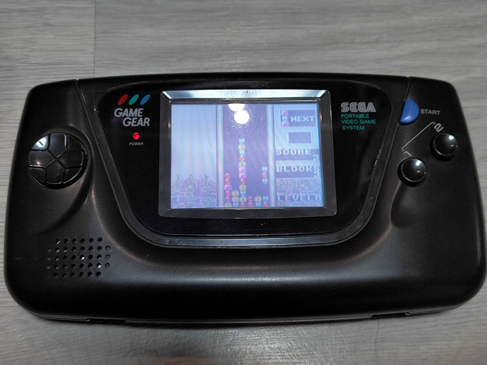 SEGA Game Gear ( працює, нові конденсатори ) + картридж 21 в 1