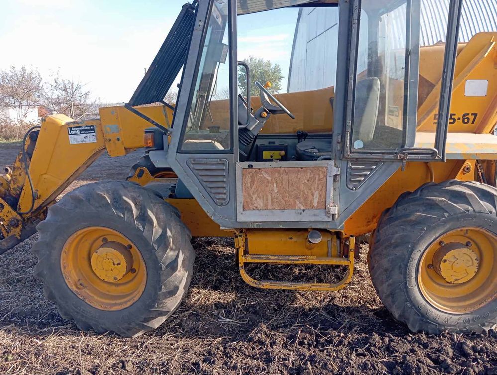 Телескопічний навантажувач JCB 525-67