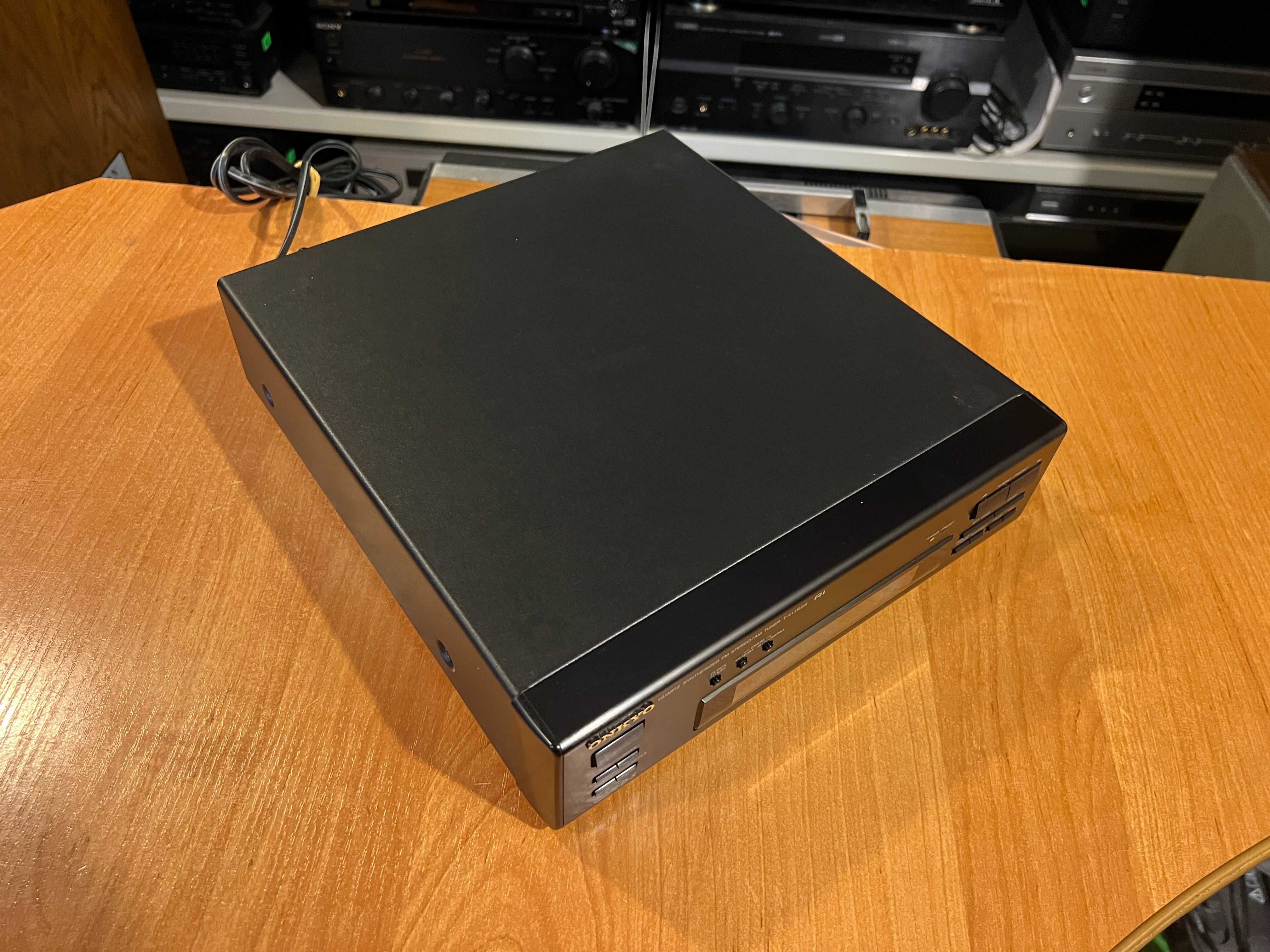 Tuner radiowy Onkyo T-411 RDS MIDI, AudioRoom