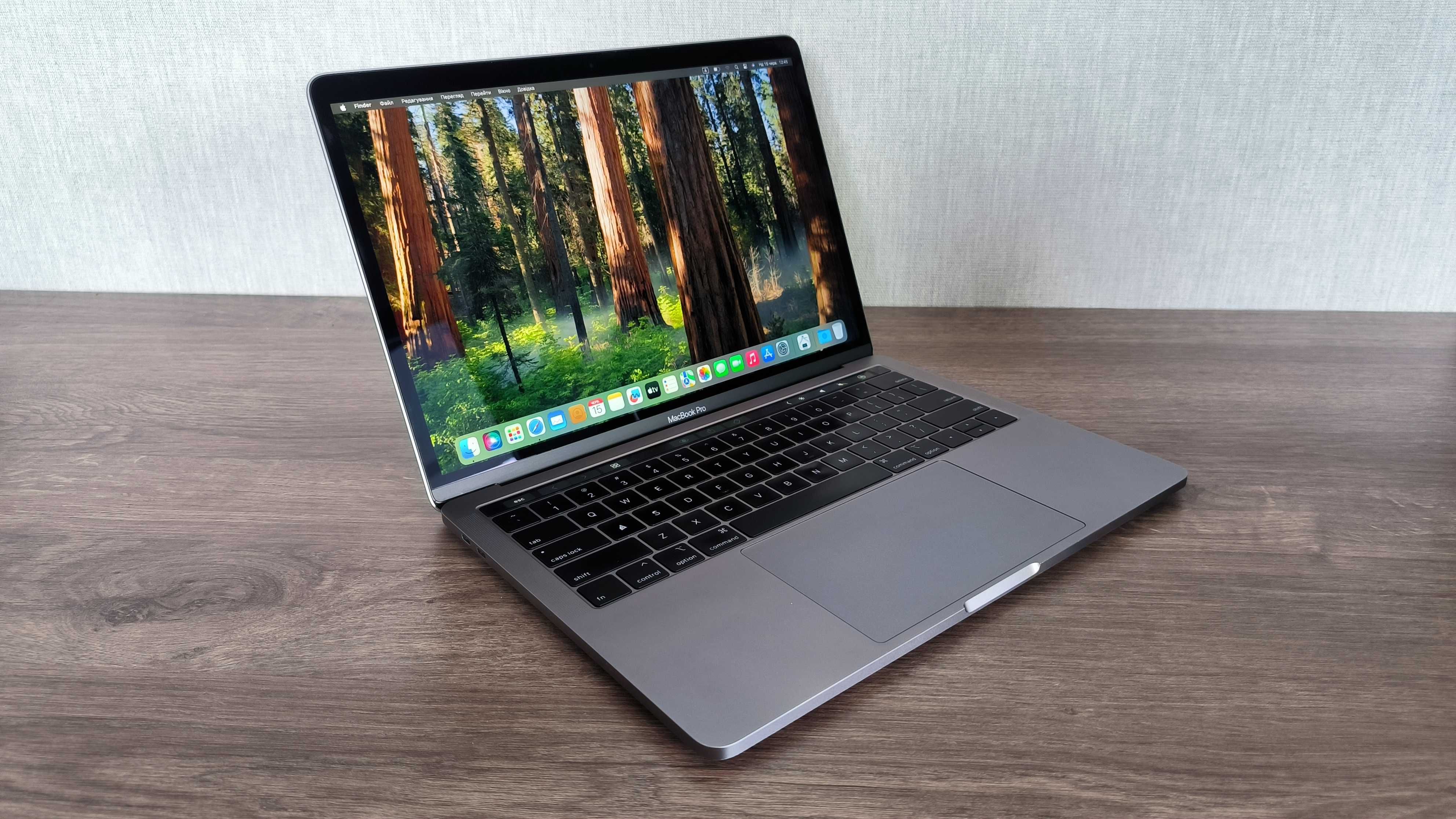 A2159  Apple MacBook Pro 13  2019 I5- 1.40GHZ 8GB DDR3 128GB SSD 126c