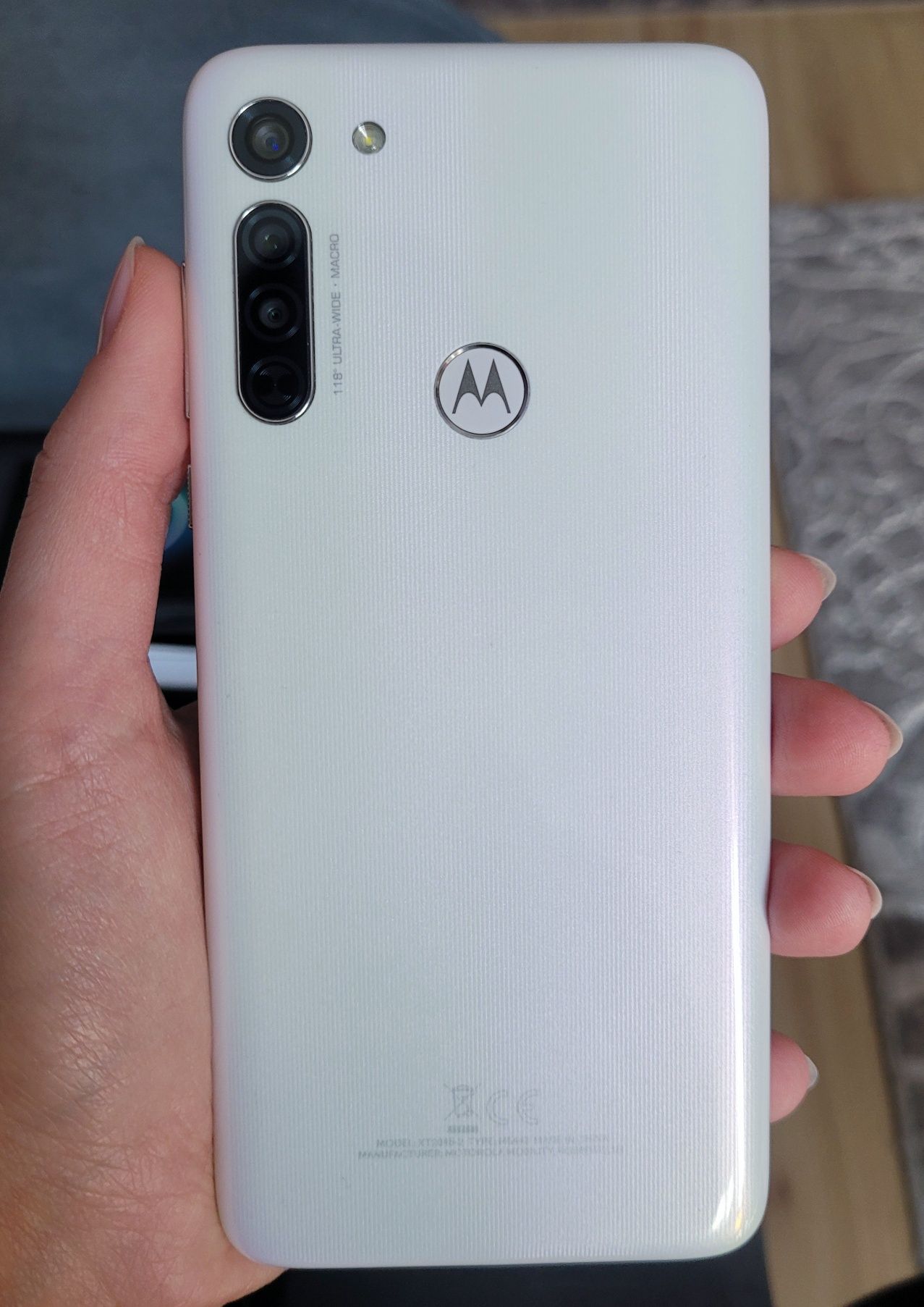 Motorola moto g8 pearl white biały dual sim 4/64GB
