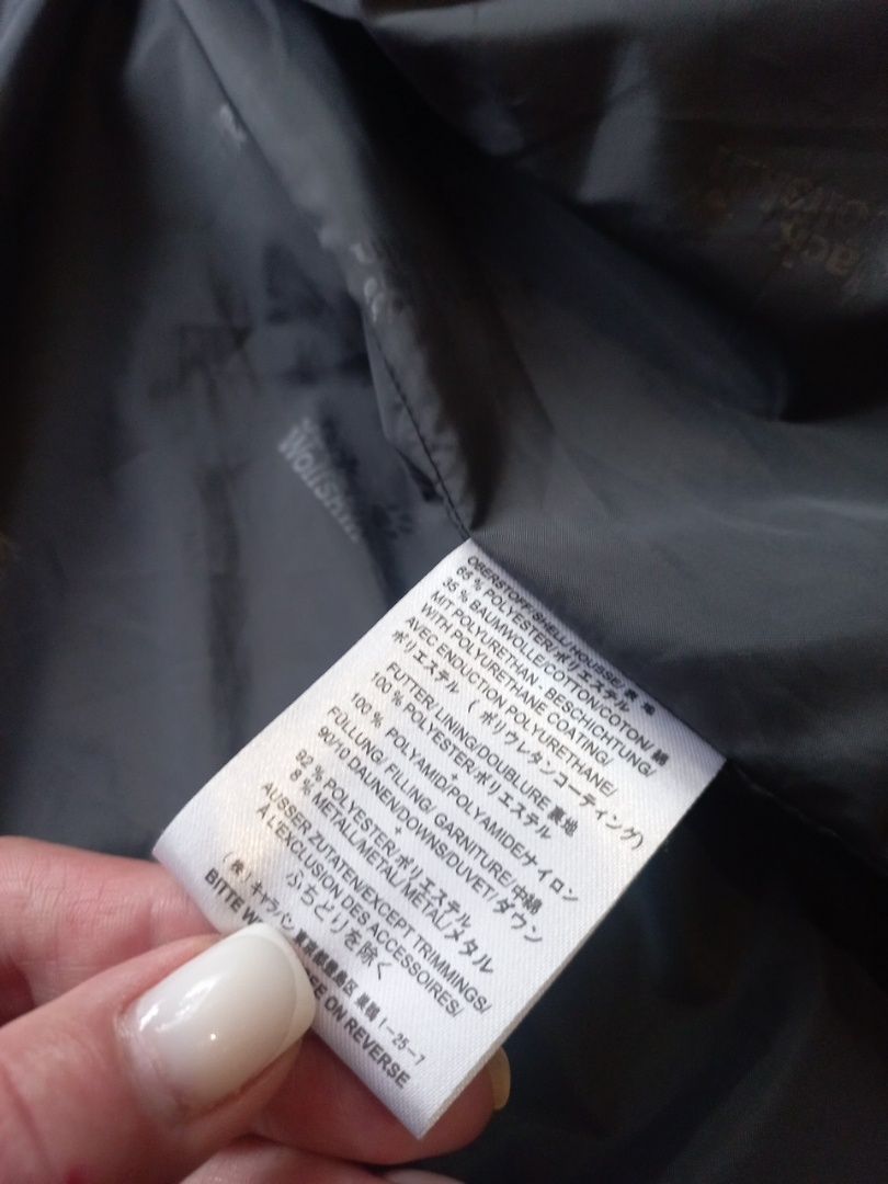 Пухова жилетка безрукавка ,, Jack Wolfskin,, орігінал  р.М-L