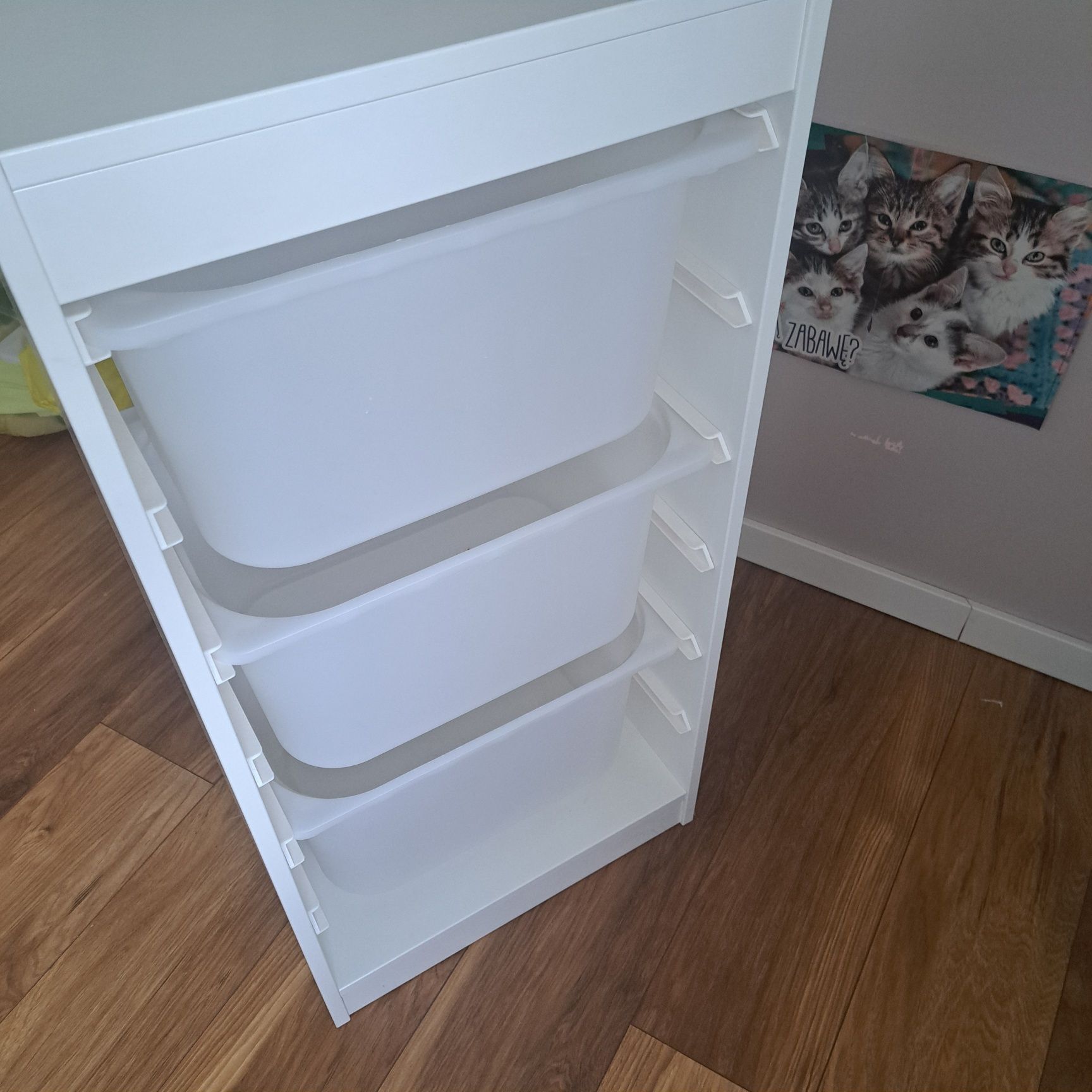 Regał z pojemnikami IKEA