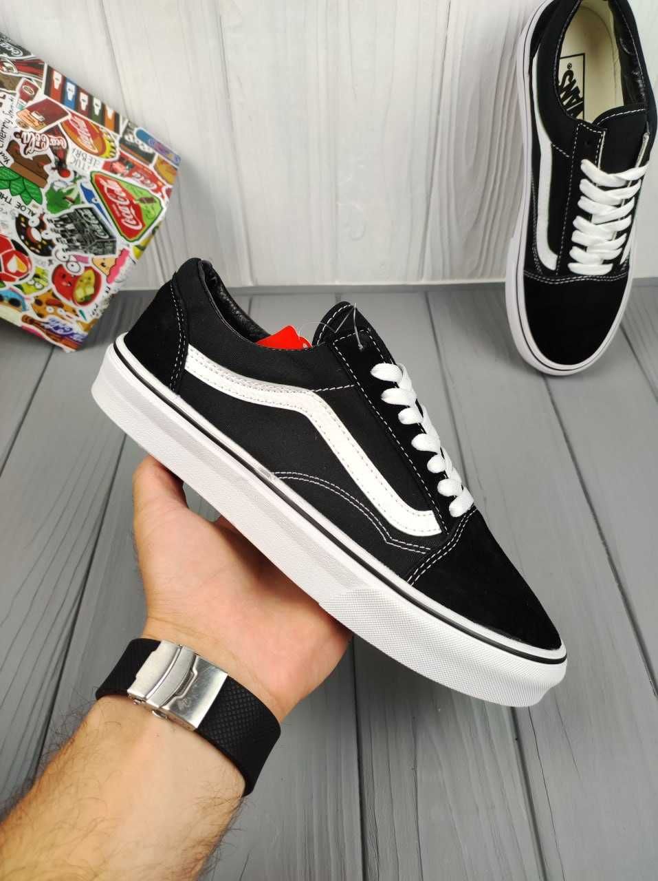 Чоловічі кросівки Vans Old Skool чорний з білим 6238 ГАРНА ЦІНА