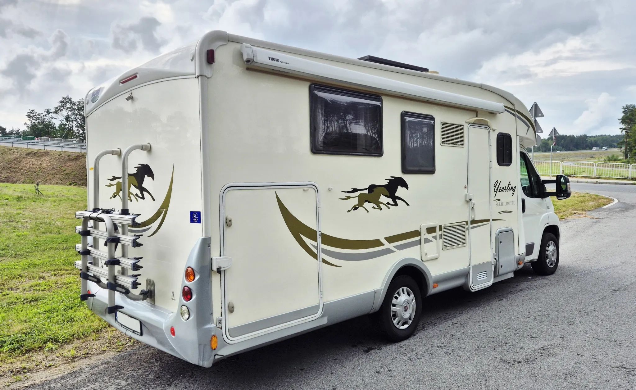 Fiat Ducato  Kamper Fiat Ducato Półintegra McLouis