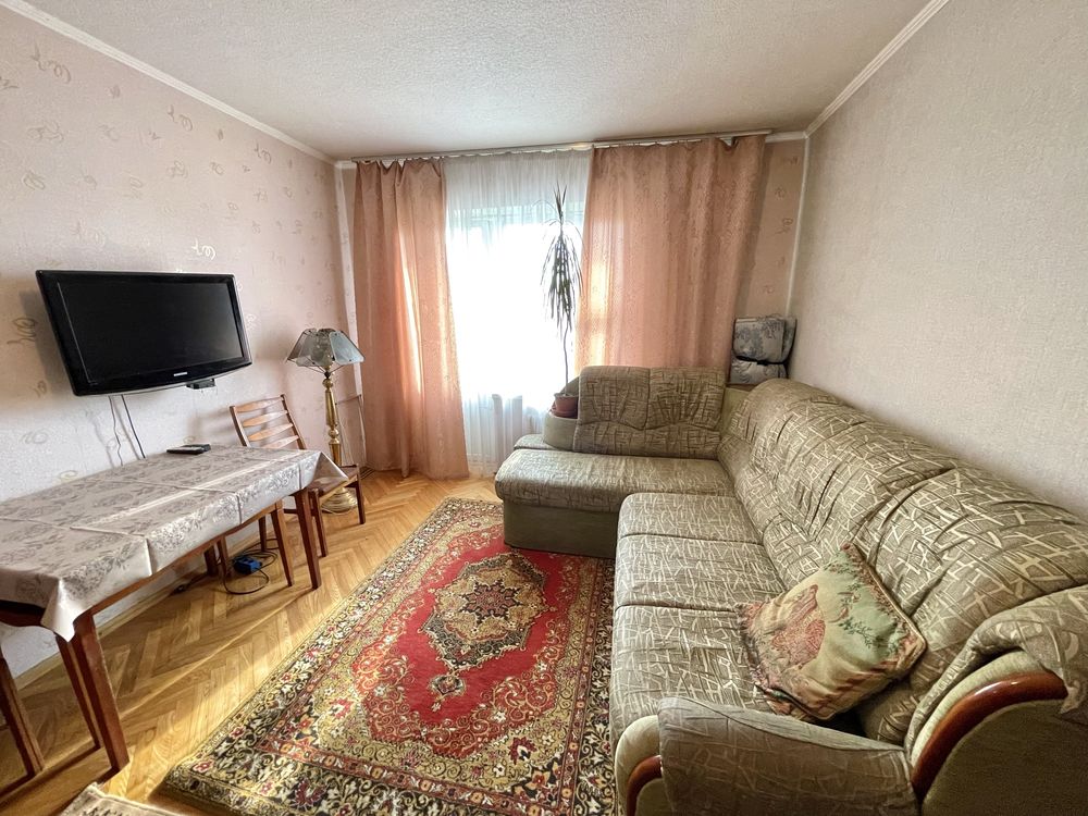 Сдам 2-к.кв. Оболонский/ рядом метро Героев Днепра и метро Минская.