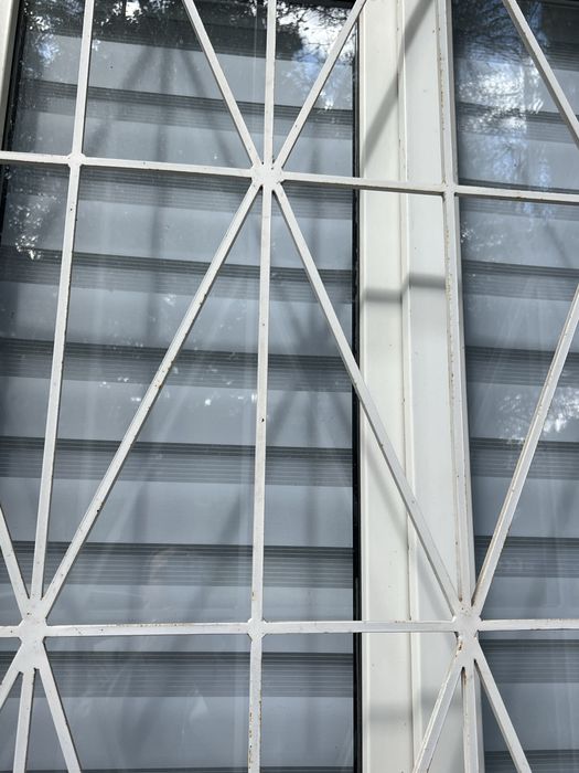 Ґрати металеві захисні на вікно 130/200