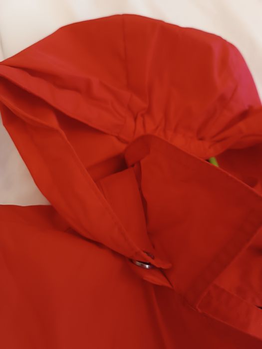 Parka vermelha 3 anos