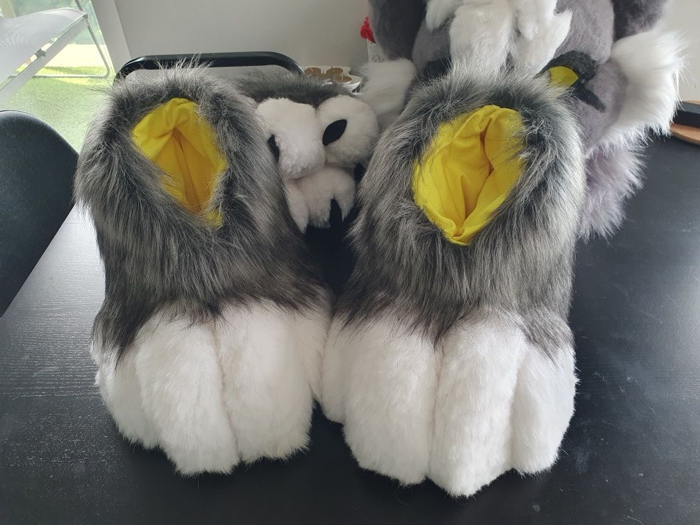 Fursuit partial Wilk pies postać furry