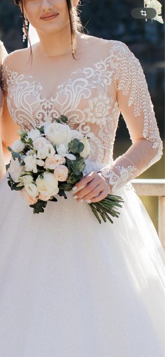 Весільна сукня