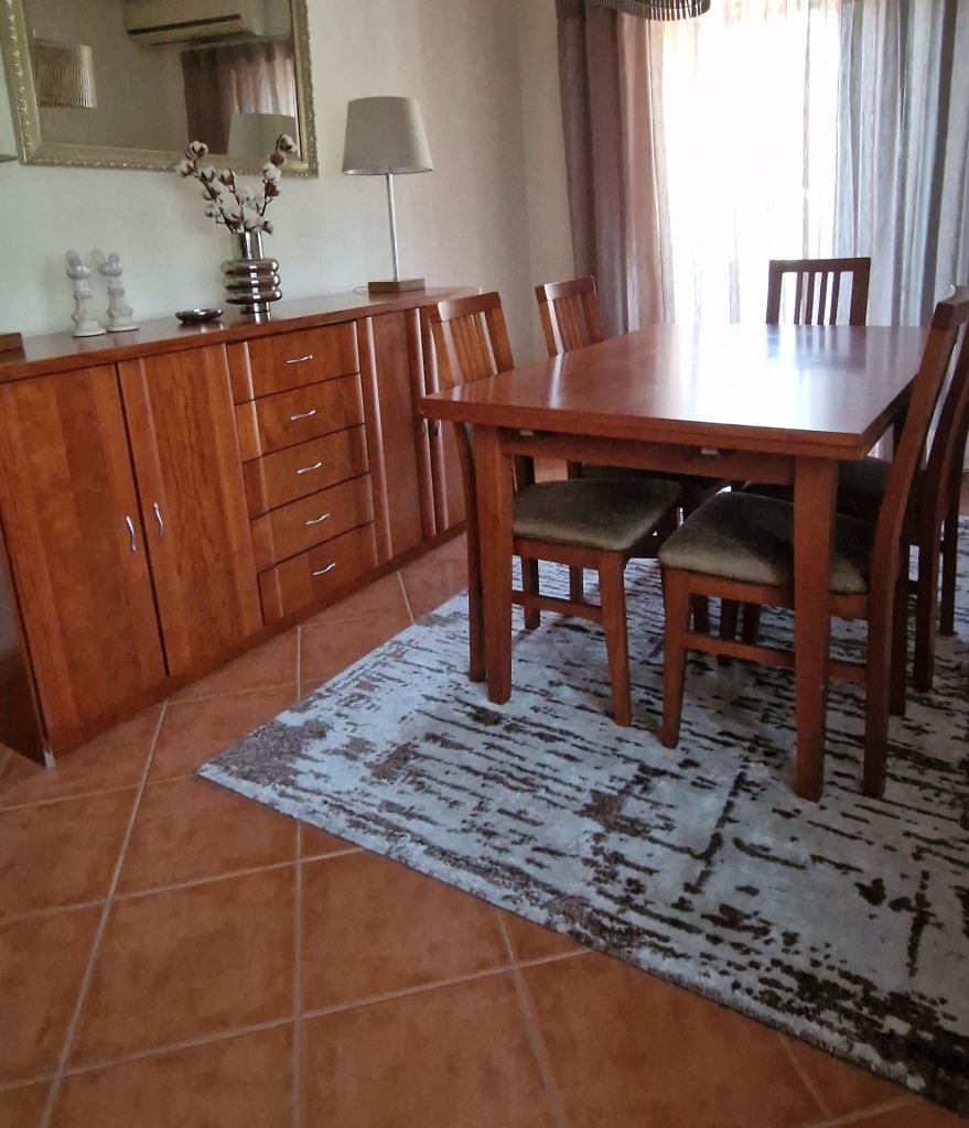 Mobilia de sala jantar