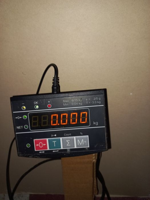 Продам весы товарные торговые электронные настольные
