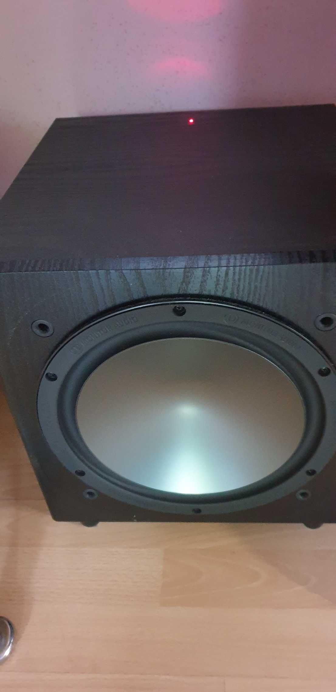 Amplituner Yamaha RX 880 wraz z kolumnami Monitor Audio 6 sprzedam