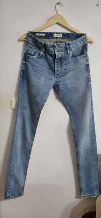 Jeansy Jack & Jones, jasny denim, rozm. 27/32, slim fit