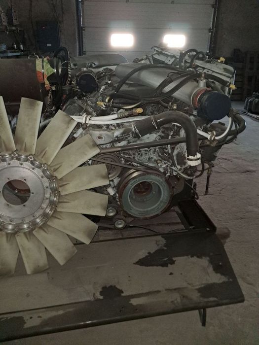 Двигун Mercedes-Benz OM 502 LA для Claas Lexion 580