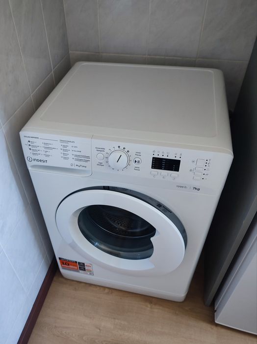 Máquina de lavar roupa Indesit 7kg