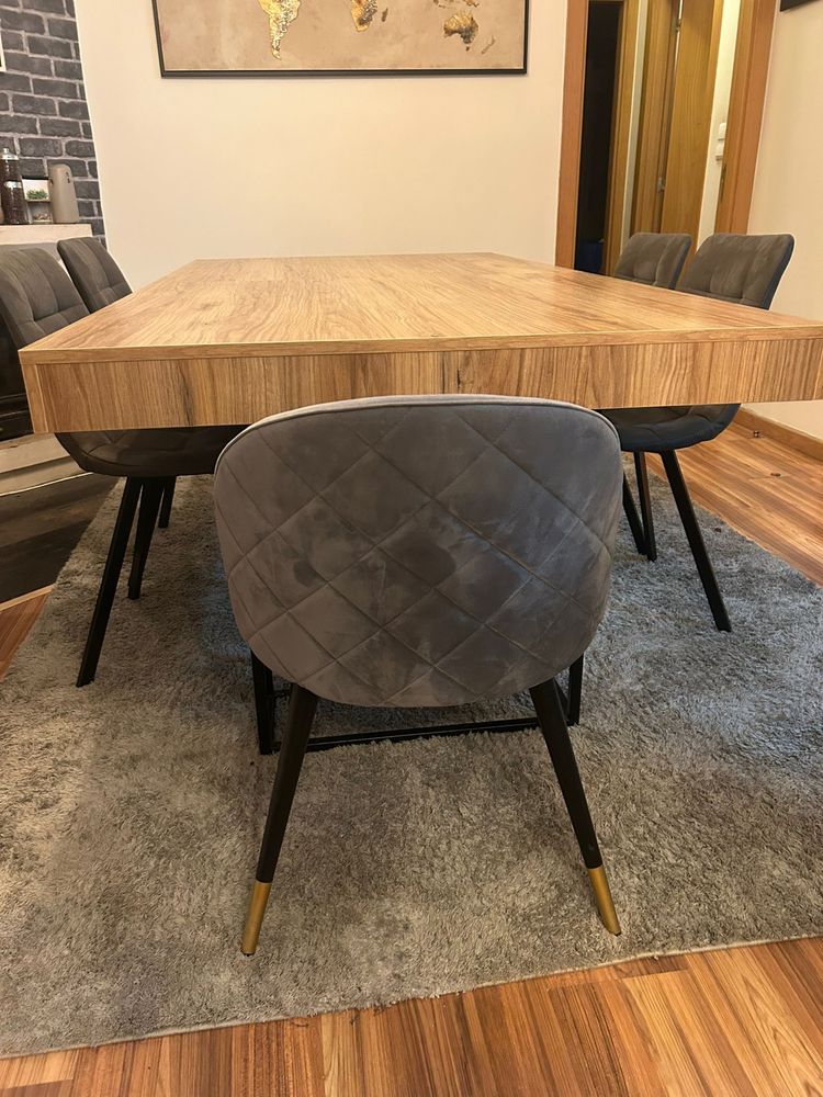 Mesa de jantar extensível com 6 cadeiras – estilo moderno industrial