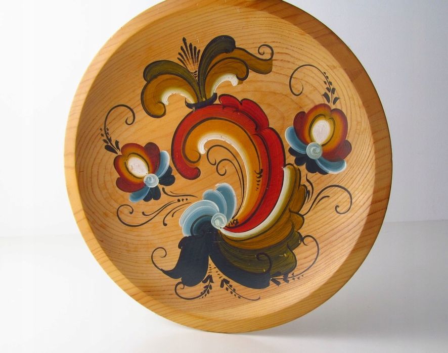 stary drewniany malowany talerz patera