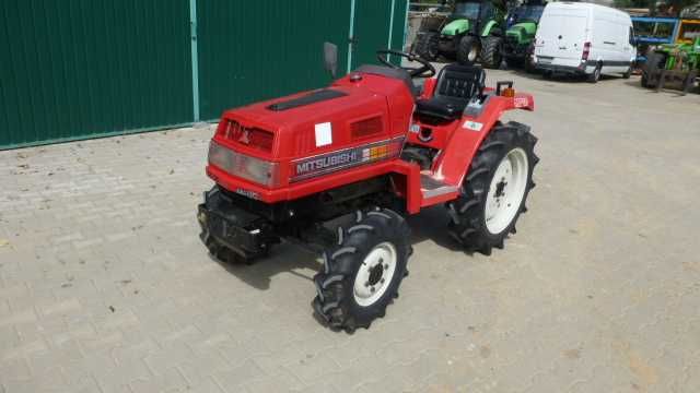 Traktor Ciągnik Ogrodniczy Mini Traktorek MITSUBISHI MT 18 4x4