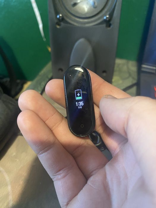 Продам екран до mi band 5 no nfs