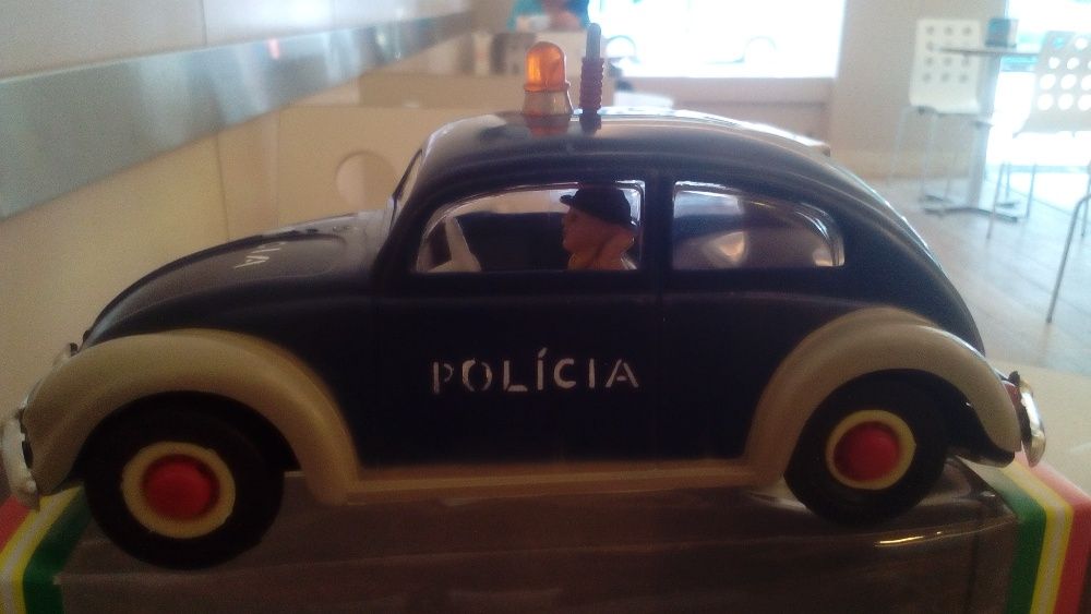 Carro miniatura da Policia Wolkswagem,da PEPE