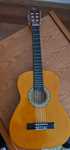 Guitarra clássica Gemma + Saco + Afinador