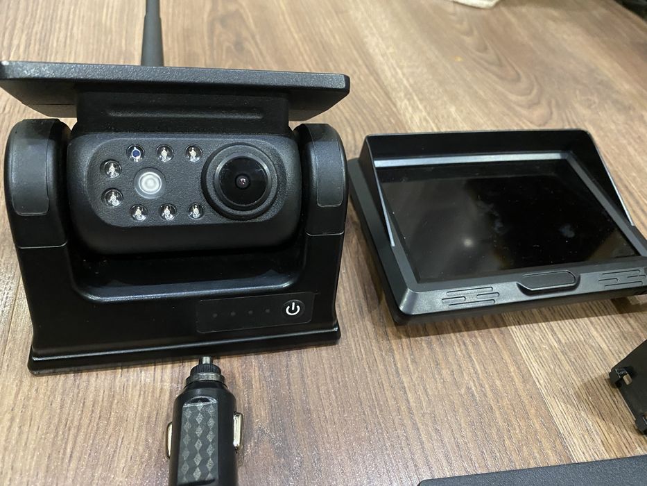 Камера заднього виду для грузових авто