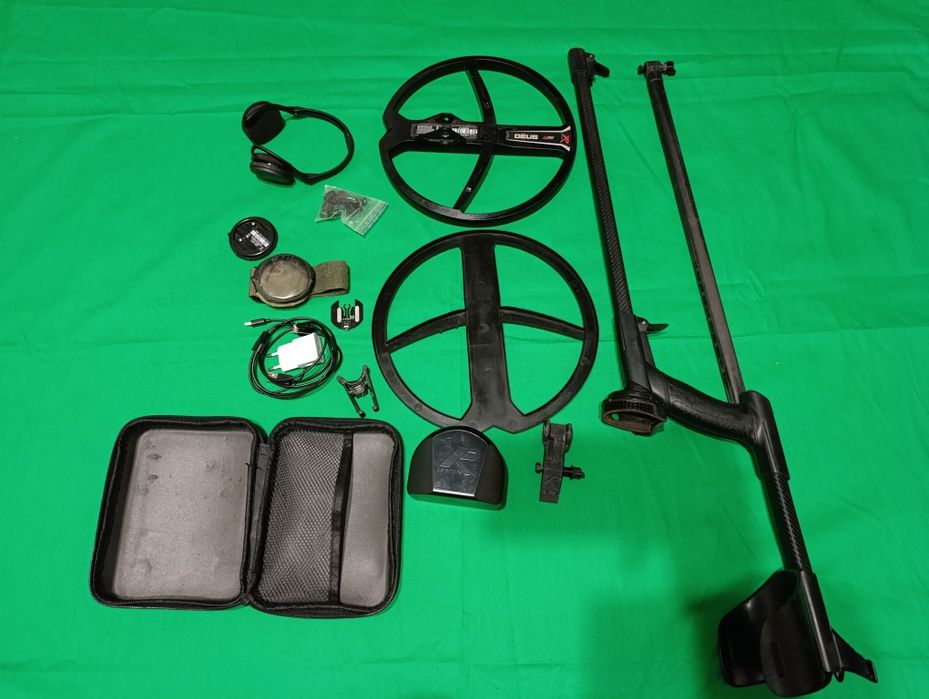 Продам металошукач XP Deus Lite – повний комплект

Комплектація:

Штан